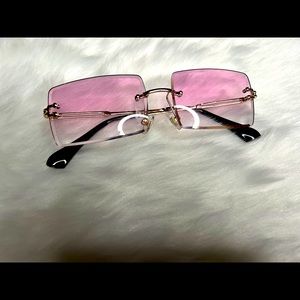 Pink sunglasses 💕
